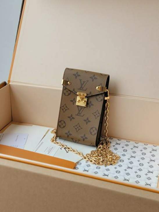 Picture of Louis Vuitton Handbags _SKUfw231078057fw